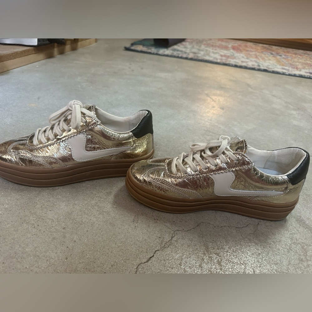 Dolce Vita Gold Platform Notice Sneakers, Like New, Size 7.5